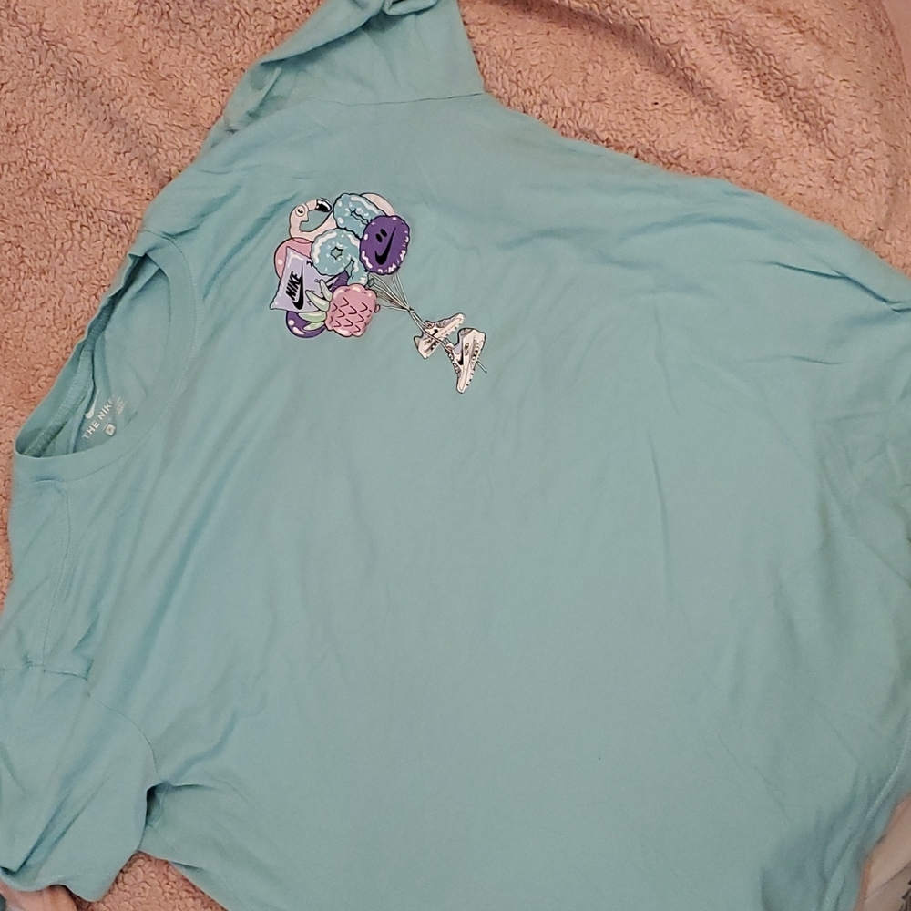 Nike t-shirt
